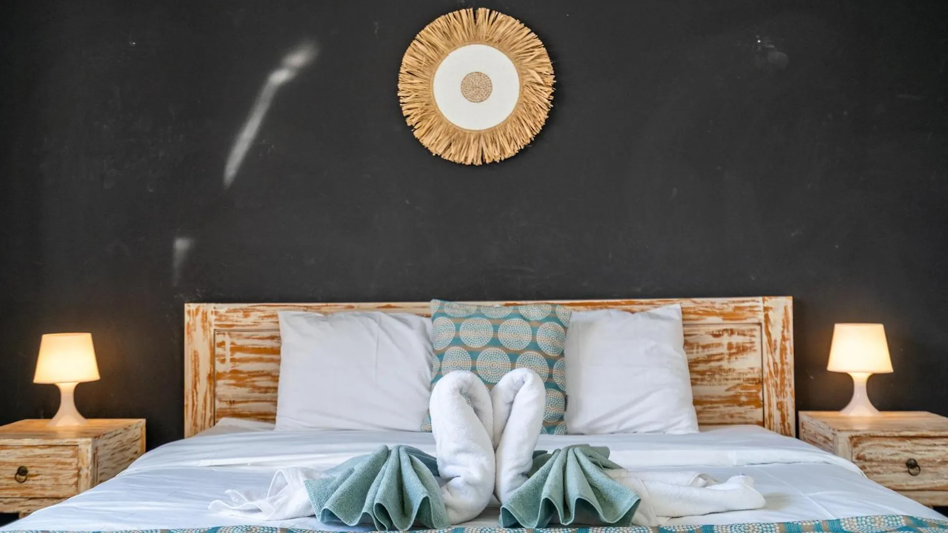 Private Suite In Tropical Pool Villa Seminyak  Guest house