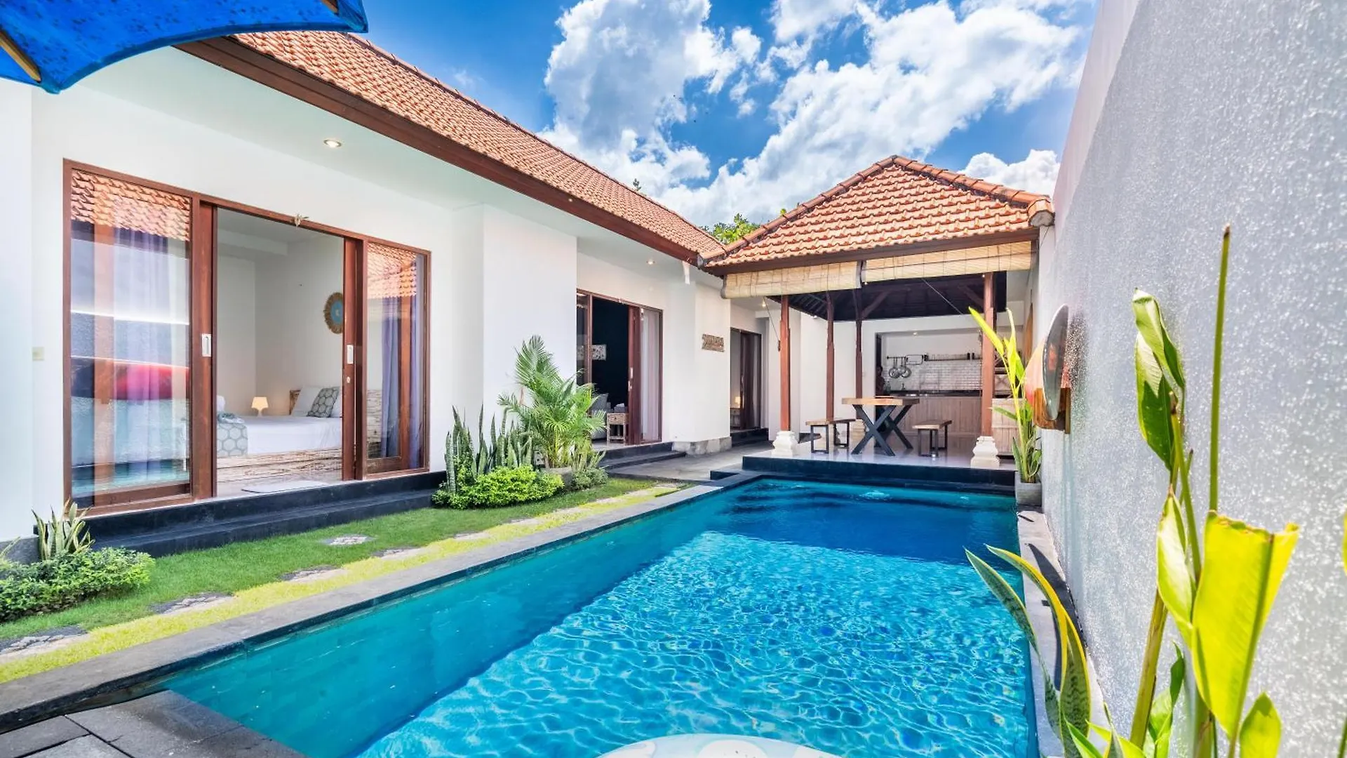 Private Suite In Tropical Pool Villa Seminyak  Seminyak (Bali)